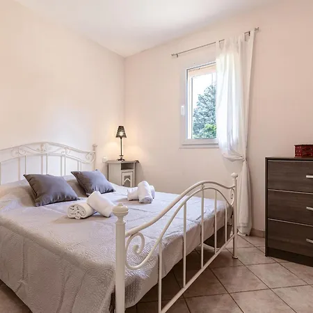 A Vigna By Interhome * Sotta