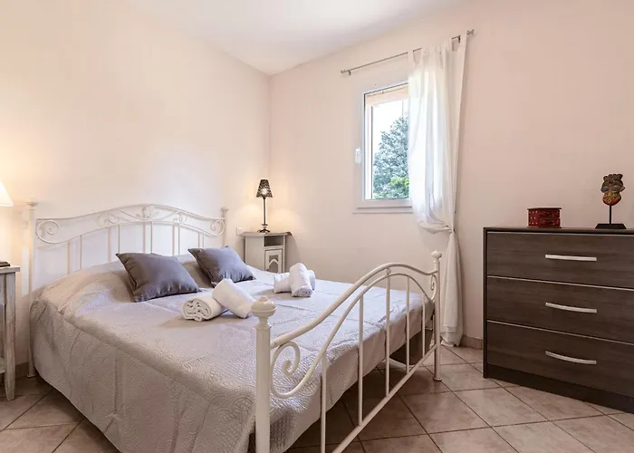 A Vigna By Interhome * Sotta